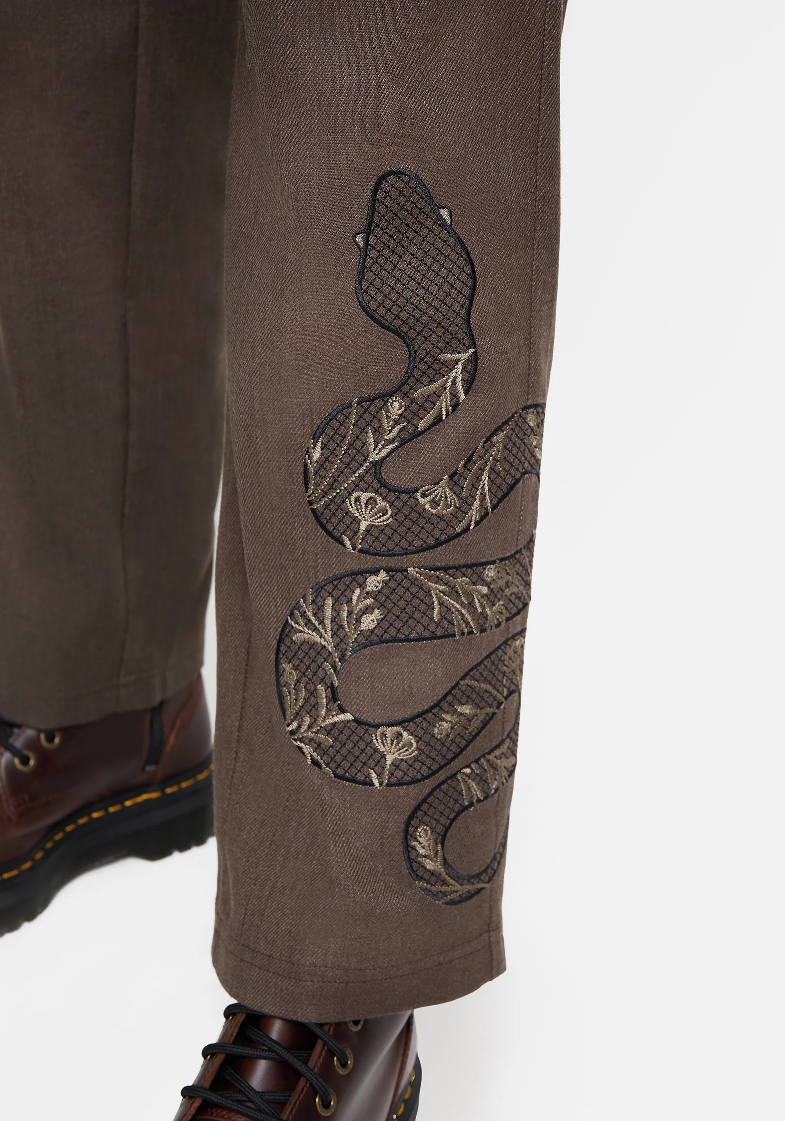 Gaia Linen Blend Snake Embroidered Wide Leg Trouser - Image 2