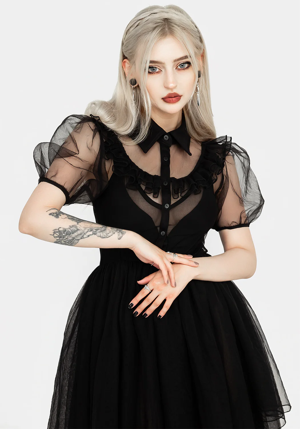 Headhunter Frill Yoke Gown - Image 6