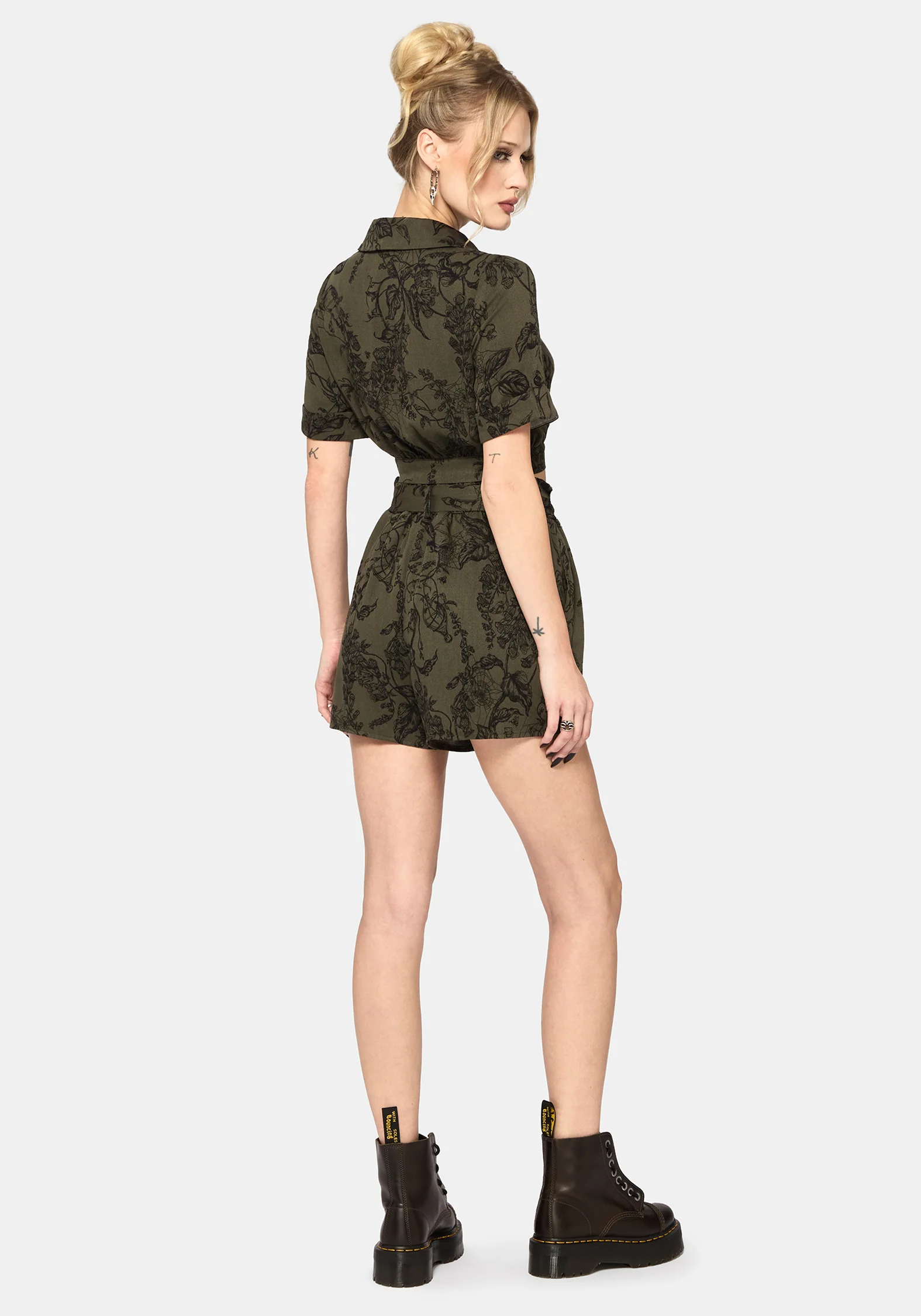 Orla Foxglove Potion Crop Short Sleeved Shirt - Image 3