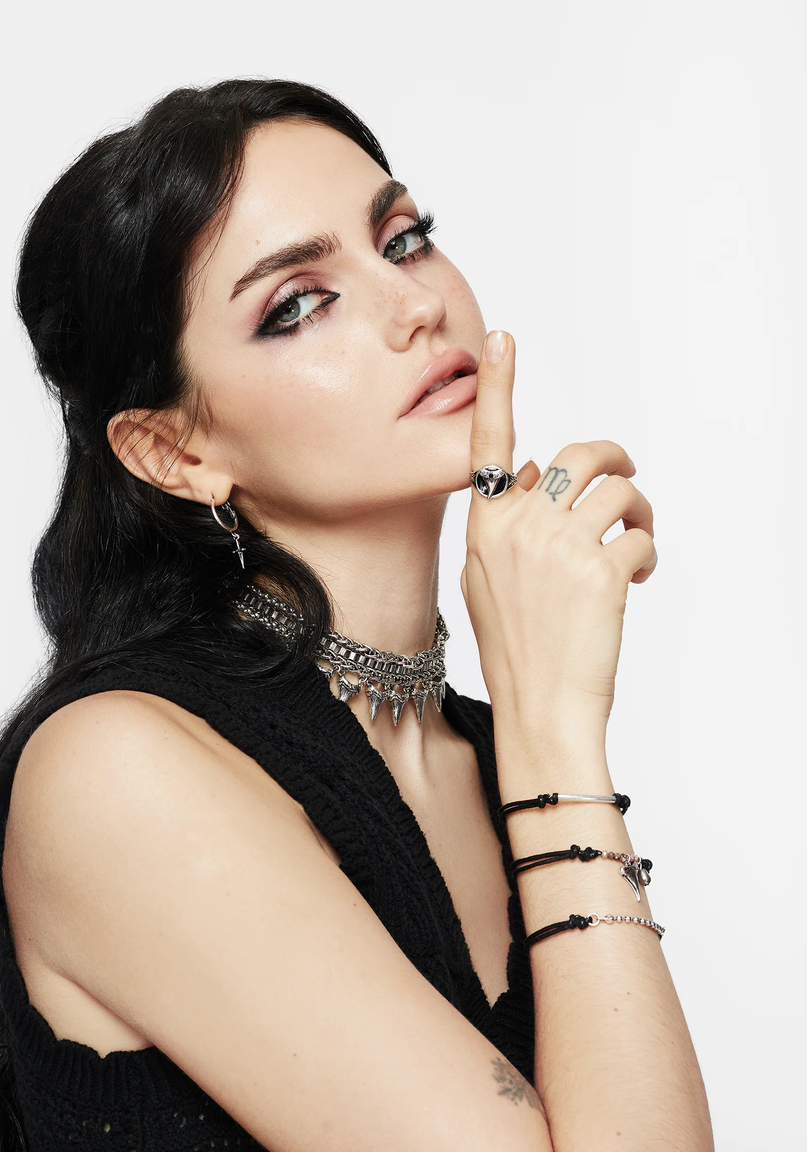 Shark Tooth Ring - Image 4