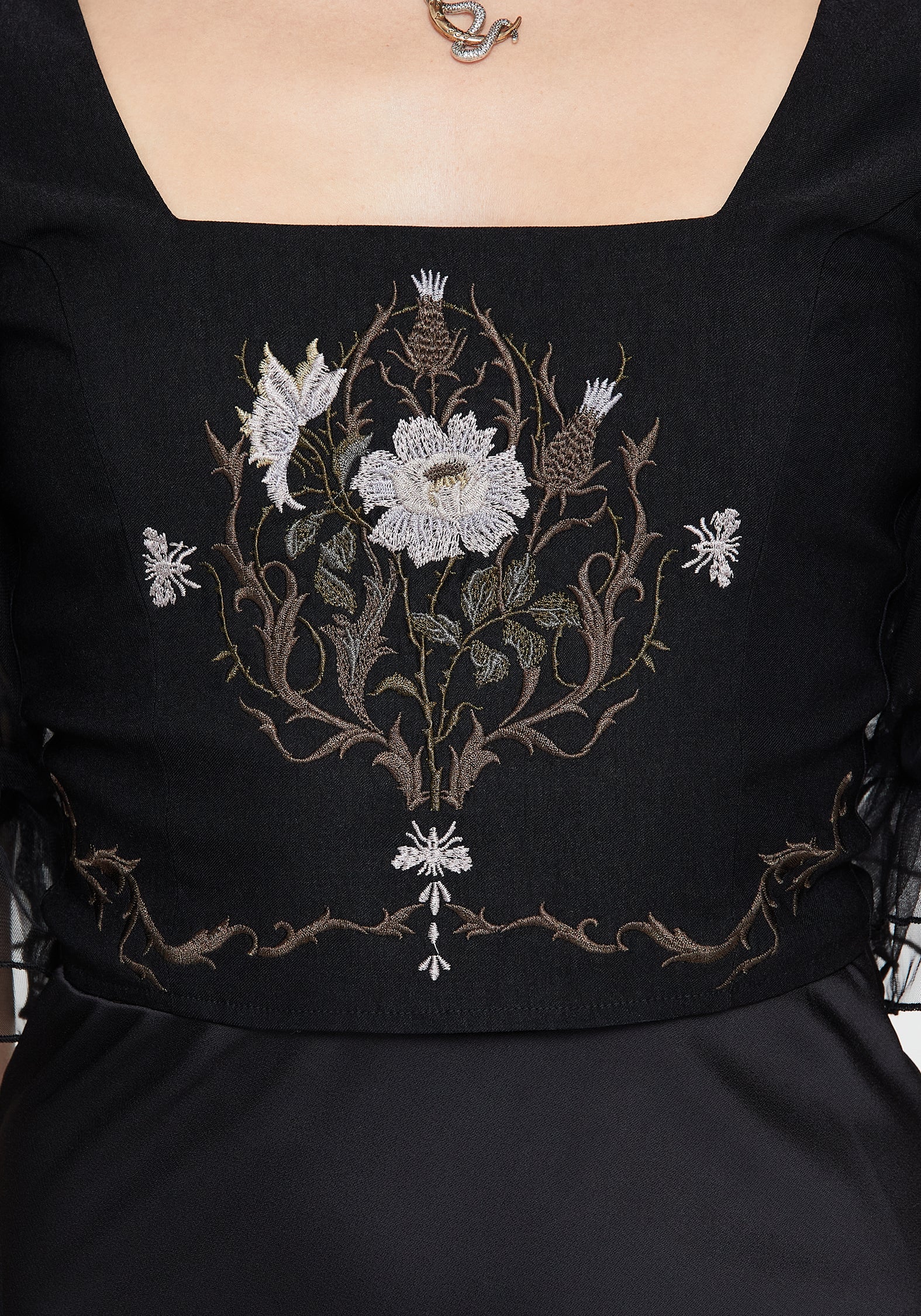 Silva Climbing Roses Embroidered Puff Sleeve Top - Image 2